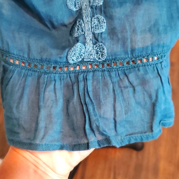 Zinc cotton embroidered top - Picture 5 of 10